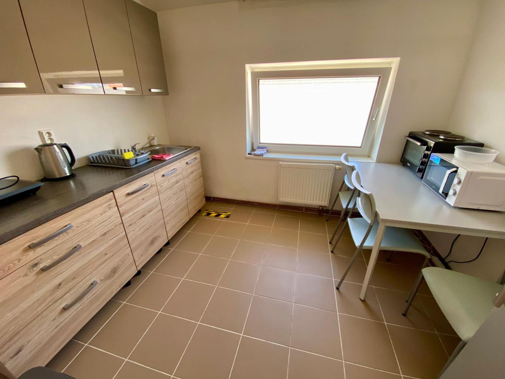 3-Bedroom Apartment In Rajhrad, With Kitchen, 2 Bathrooms, Parking Εξωτερικό φωτογραφία